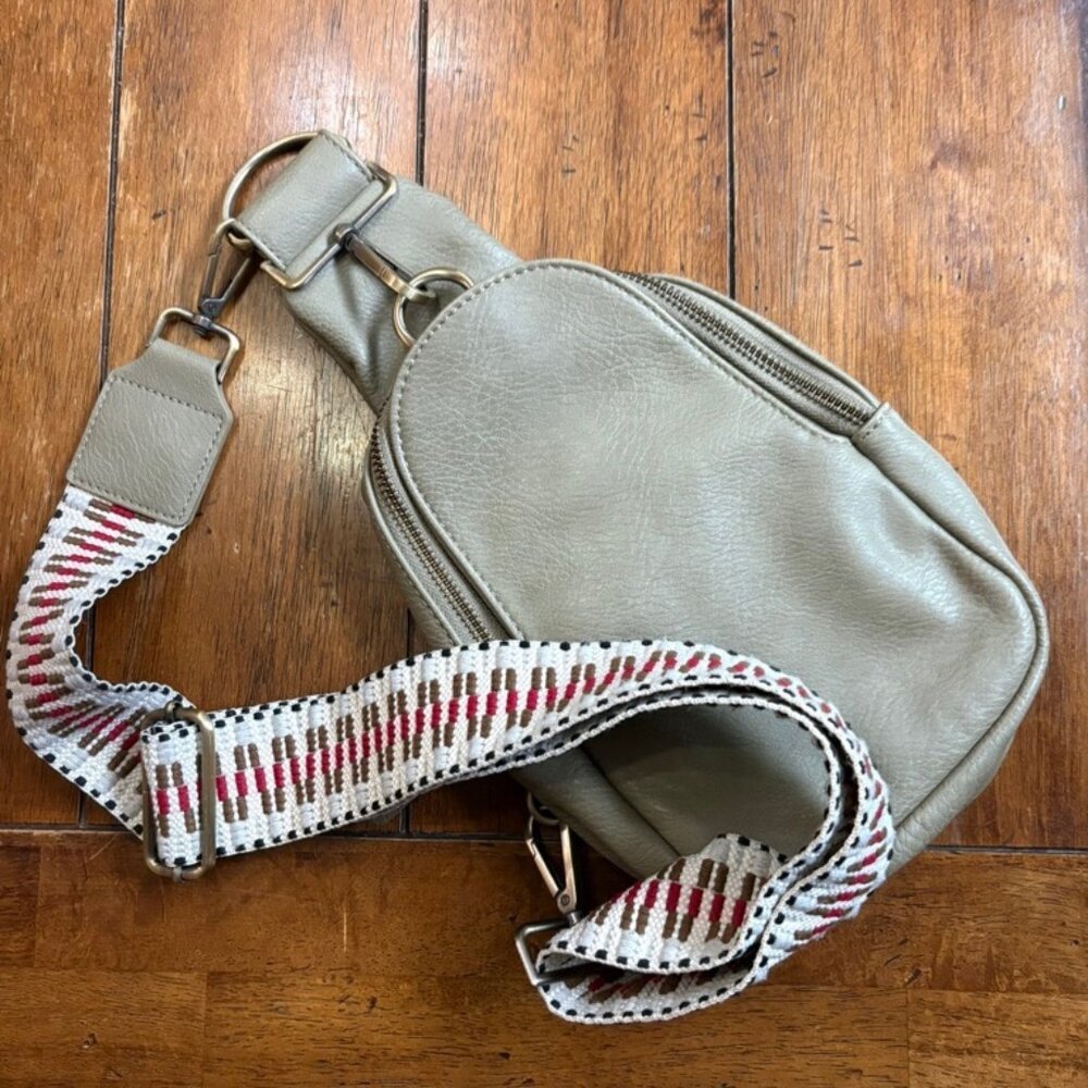 Anthropologie Liberty Slingbag - taupe